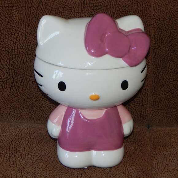 Silver Buffalo Sanrio Hello Kitty 3D Sculpted Ceramic Large Canister Jar New - Picture 2 of 11